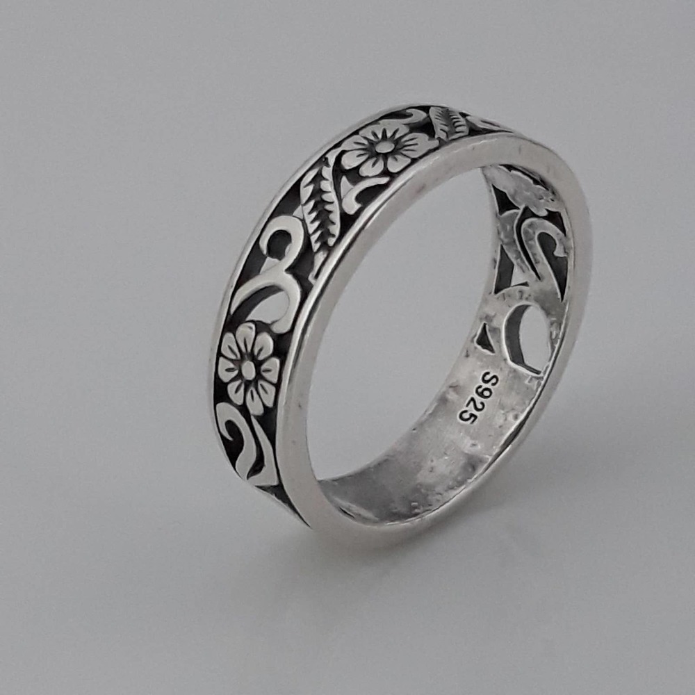 Tropical Flower Design Ring - Picture 3 of 6
